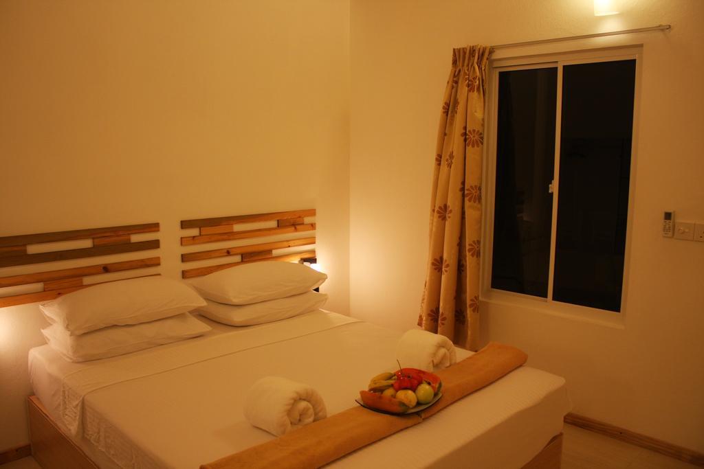 Relax Residence Thoddoo Maldives Экстерьер фото